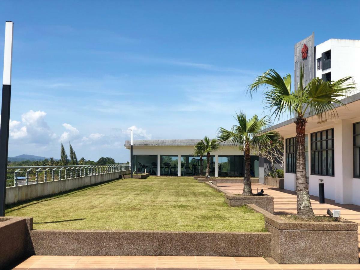 Swiss Garden Residence Pool Sea View Beach Resort Luxury Apartment & Family Suite Kuantan Zewnętrze zdjęcie